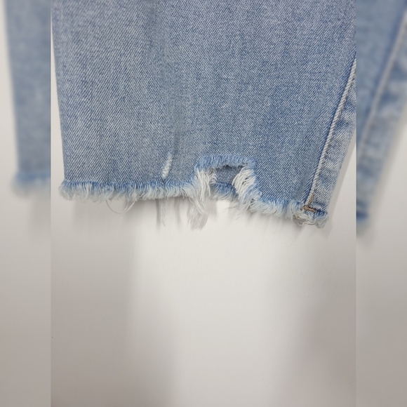 Eunina Distressed Cropped Ally Jeans 9 - Picture 8 of 8
